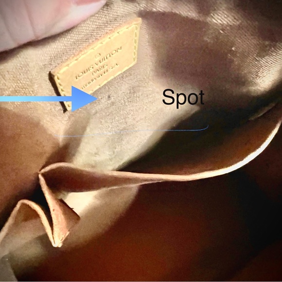 Louis Vuitton Purse, w/LV Logo, Rare, Good Condition, Spacious, Preowned-SD0086 - Picture 11 of 14